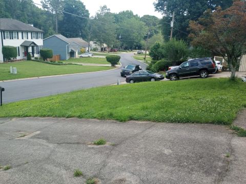 Yard photo for a volunteer request in Lilburn, GA.