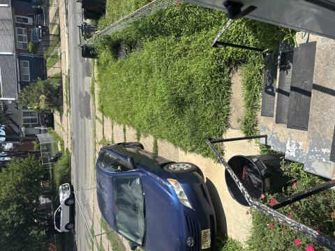 Yard photo for a volunteer request in Camden, NJ.