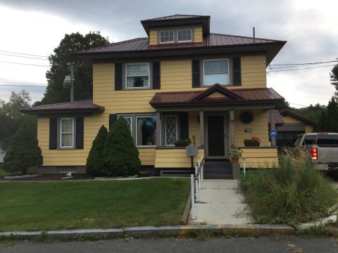 Yard photo for a volunteer request in Pittsfield, MA.