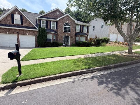 Yard photo for a volunteer request in Snellville, GA.