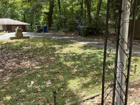 Yard photo for a volunteer request in Atlanta, GA.